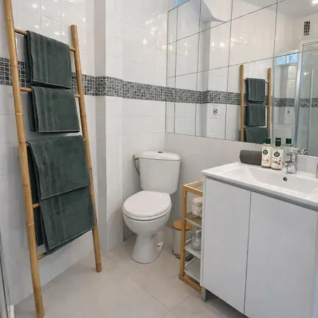 Апартаменты Le Cocon Azur - 2p, Terrasse, Ac, Антиб