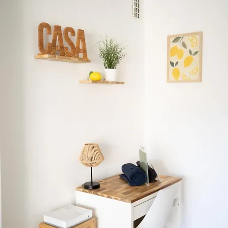 Escapade Azur, Studio 2P, 1 Min Plage, Balcon * Antibes