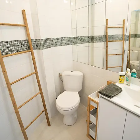 Escapade Azur, Studio 2P, 1 Min Plage, Balcon Appartamento Antibes