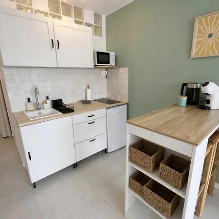 Le Cocon Azur - 2p, Terrasse, Ac, Appartement Antibes