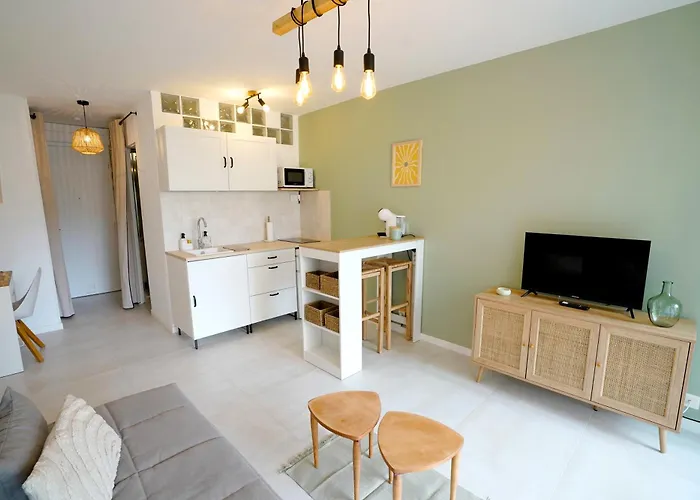 Appartement Escapade Azur, 2p, 1 Min Plage, Balcon