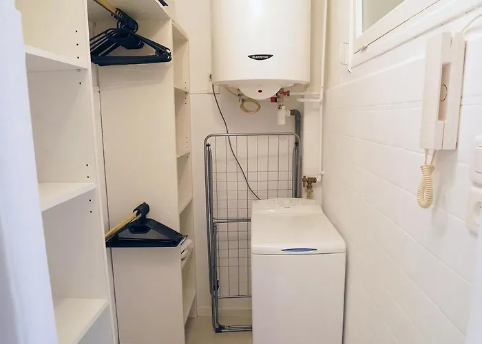 Escapade Azur, 2p, 1 Min Plage, Balcon Appartement Antibes