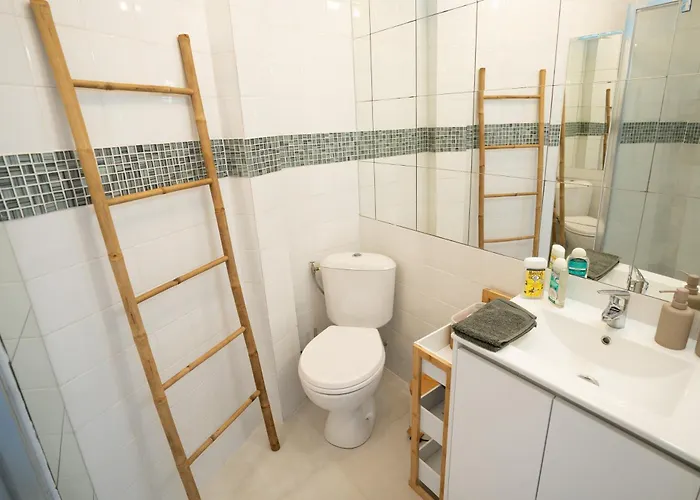 Escapade Azur, 2p, 1 Min Plage, Balcon Appartement Antibes