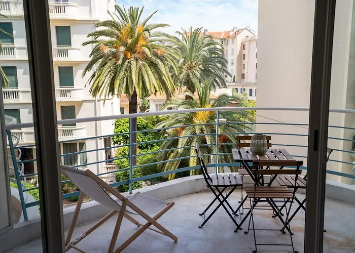 Escapade Azur, 2p, 1 Min Plage, Balcon